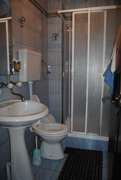 Joleski Accommodation Ohrid Bagian luar foto