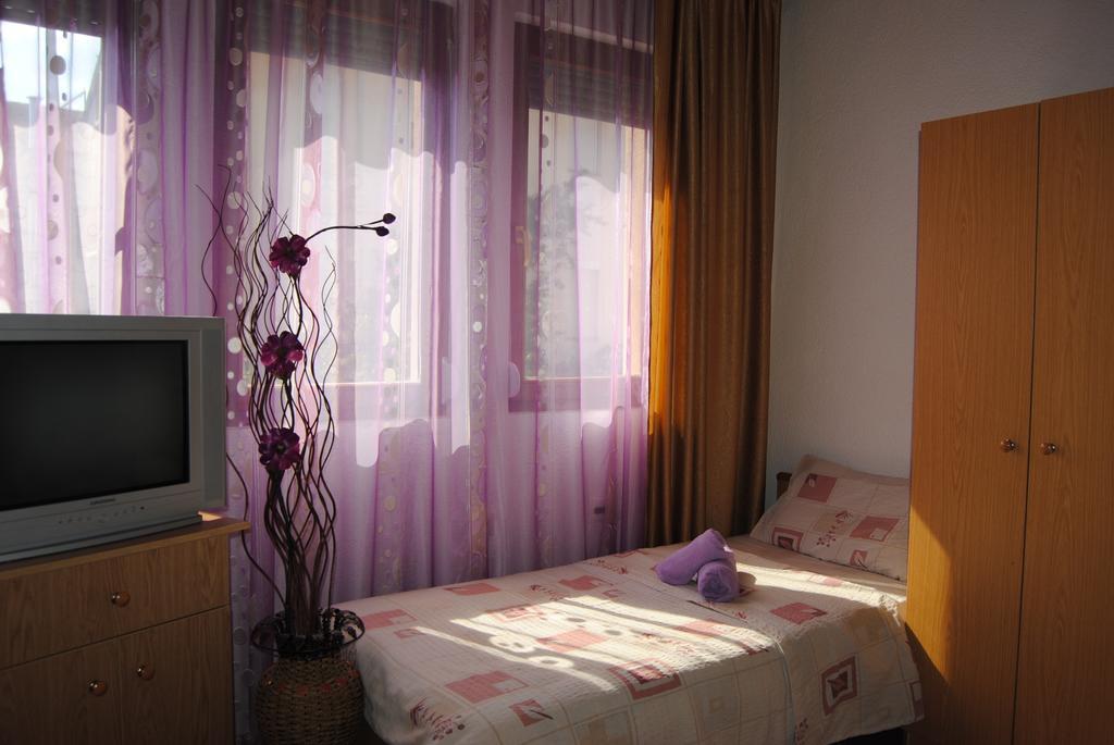 Joleski Accommodation Ohrid Bagian luar foto